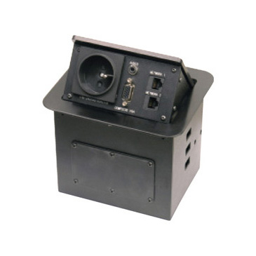 HZM/301FR<BR>一位法式电源一位3.5耳机插<BR>一位15芯VGA二位电脑