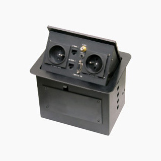 HZM/401FR<BR>二位法式电源二位电脑插座一位视频插座<br>一位3.5耳机插一位15芯VGA插